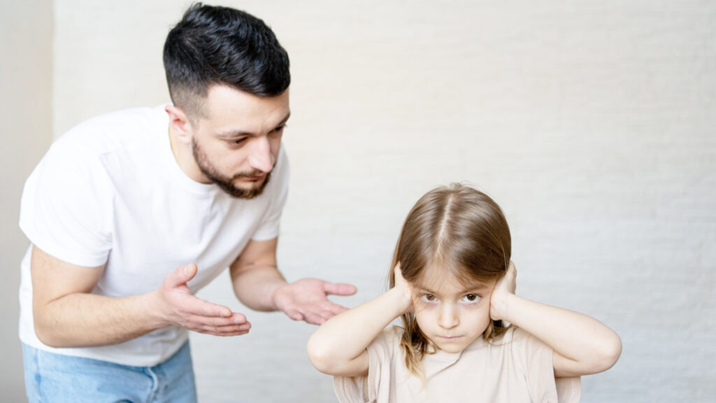 AUTORIDAD Y AUTORITARISMO