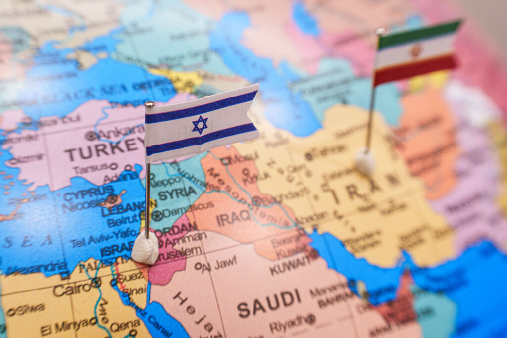 Irán contra Israel, lanza misiles