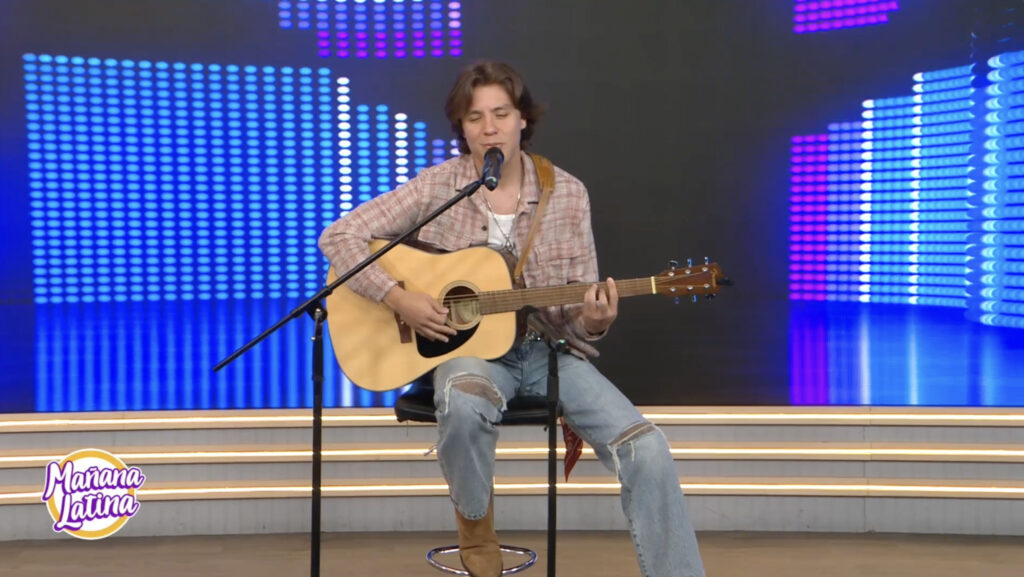 Cantante Jonatan Sanchez -Mañana Latina